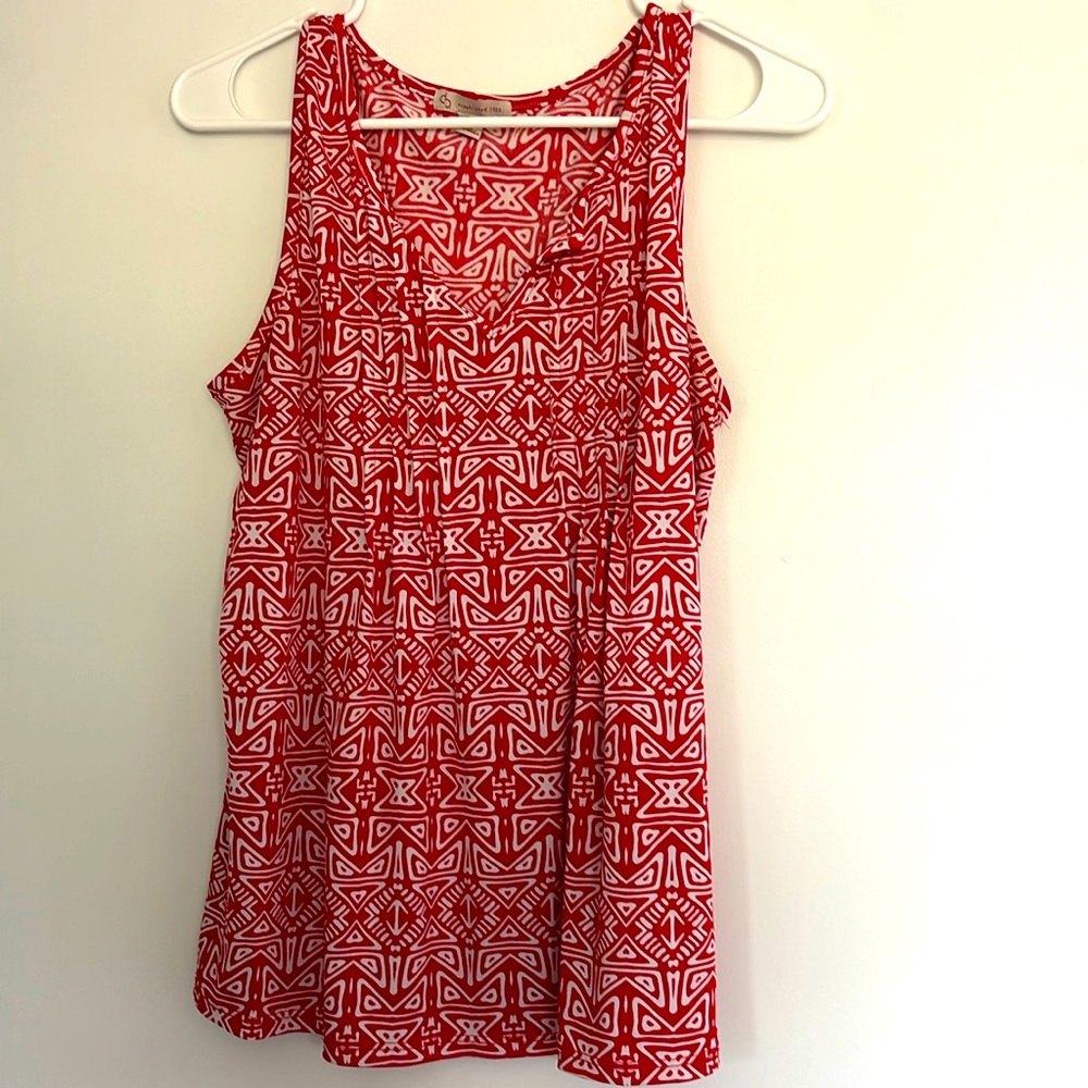 Red/white designed top; pleating in front; Petite Large